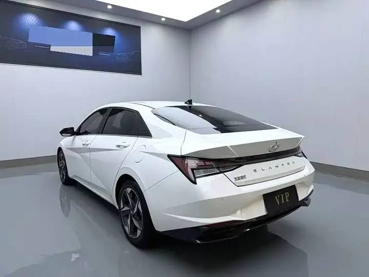 Hyundai Elantra, фотография 6