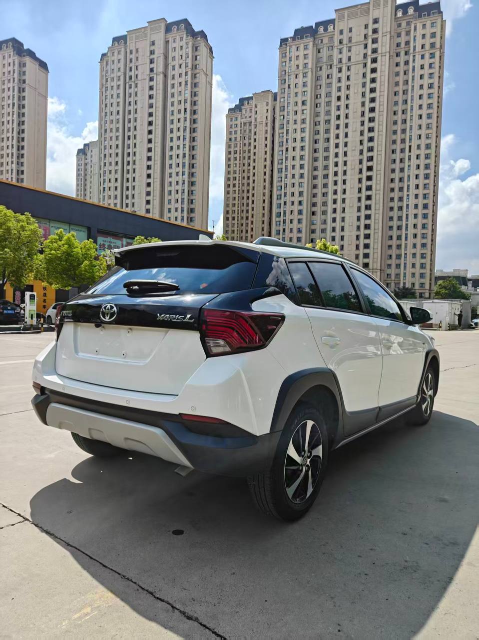 Toyota YARiS L, фотография 6