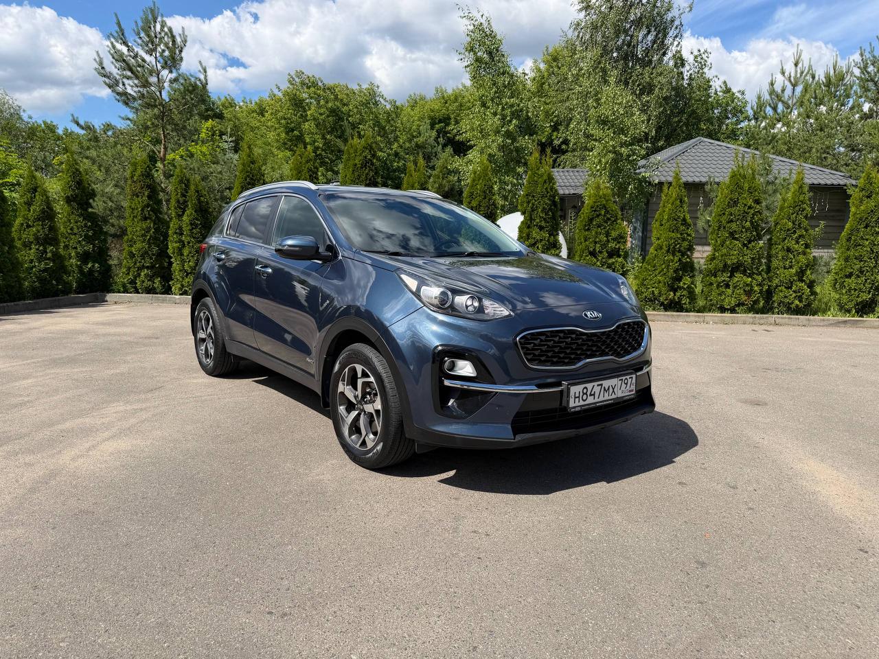 KIA Sportage — фото автомобиля