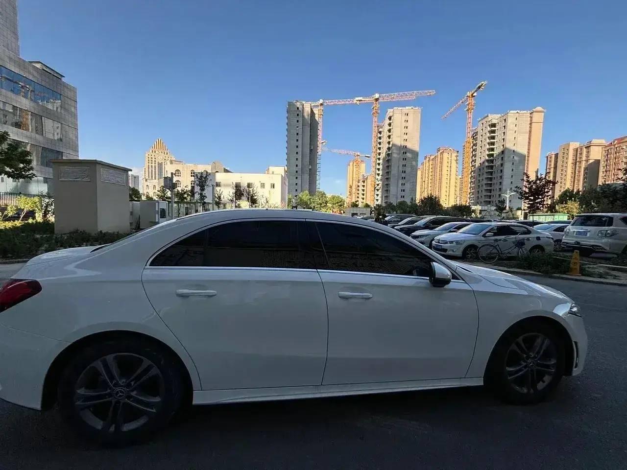 Mercedes A180L, фотография 4